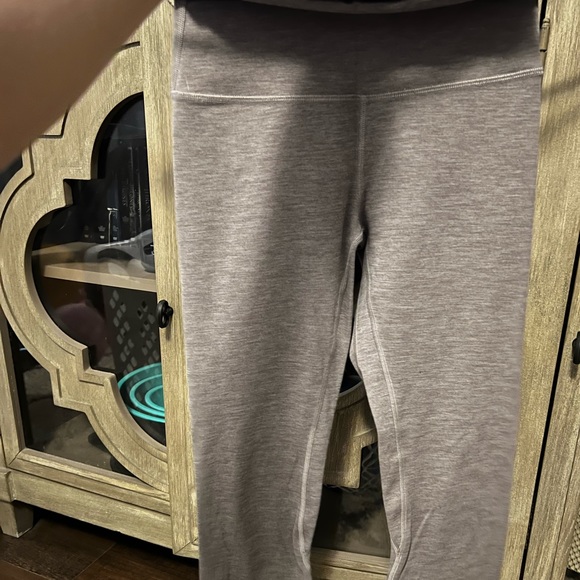 📍SOLD 📍 LULULEMON Align Leggings - Picture 2 of 3